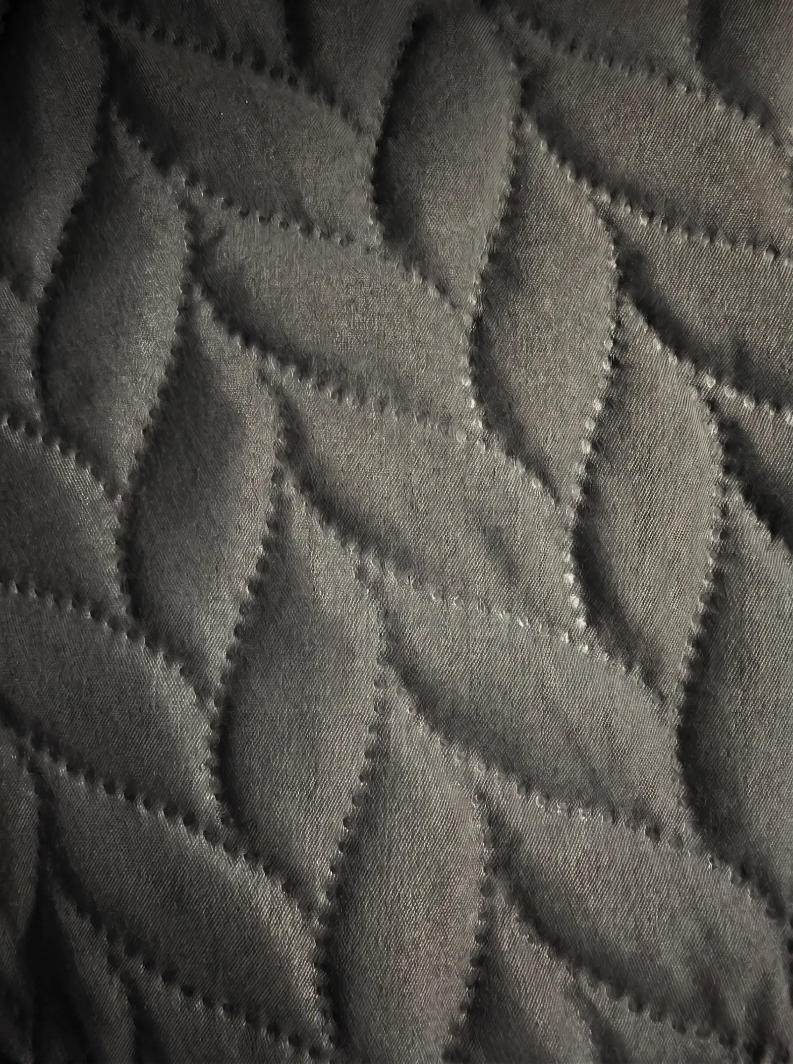 LuxeCotton Graphite Grey 
Bedspread with Pillow Covers
